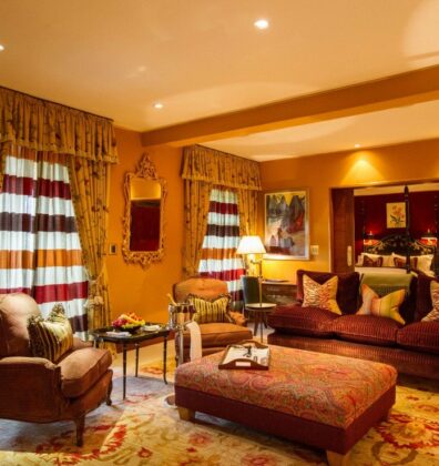 The Cashmere Suite Lounge